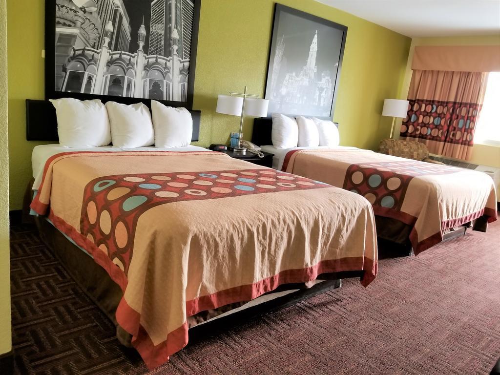 Travelodge By Wyndham Белмаур Экстерьер фото